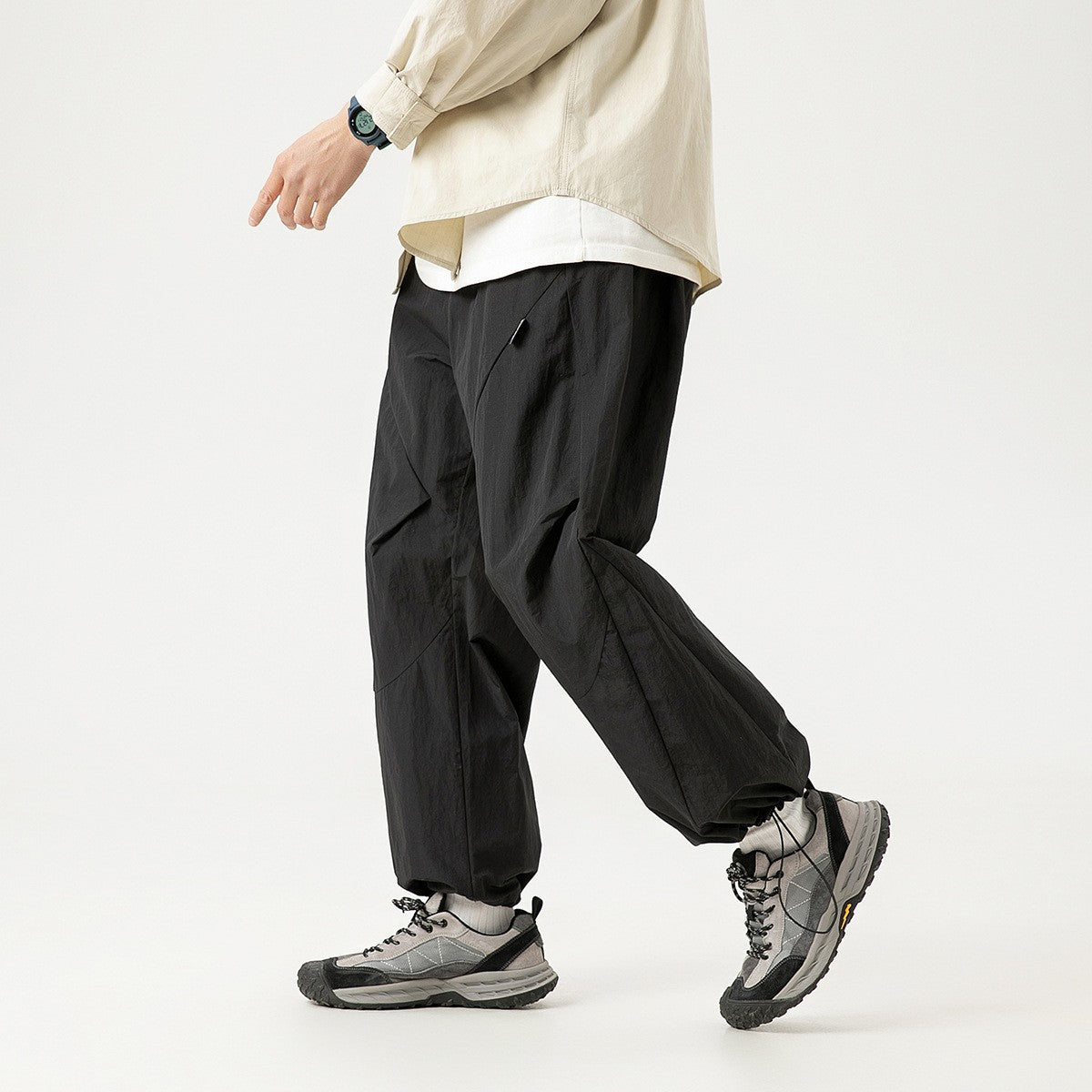 UNDREST アウトドア ルーズ パンツ 着用画像 3