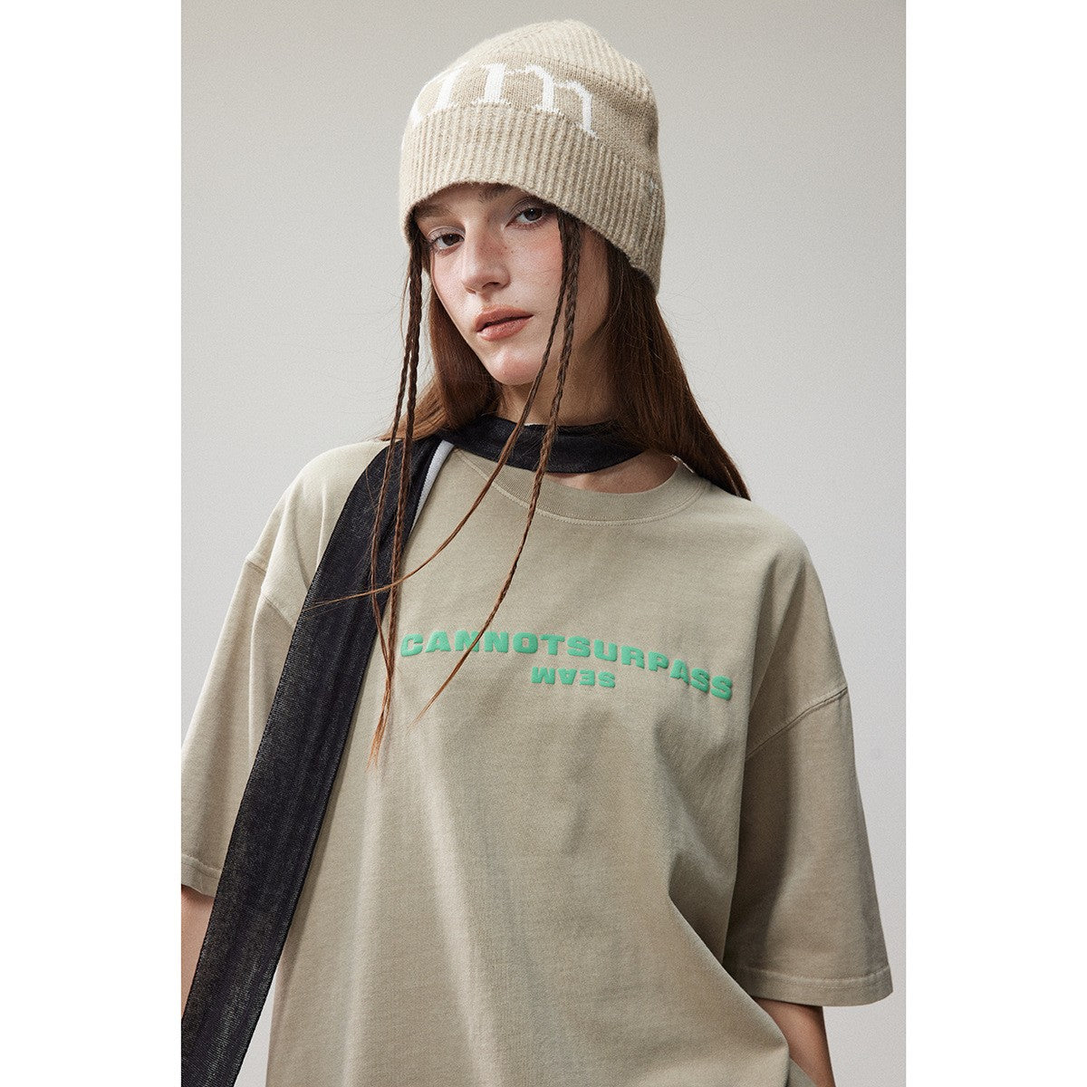 Cannot Surpass ストリート ルーズ Tシャツ T05 着用画像 4