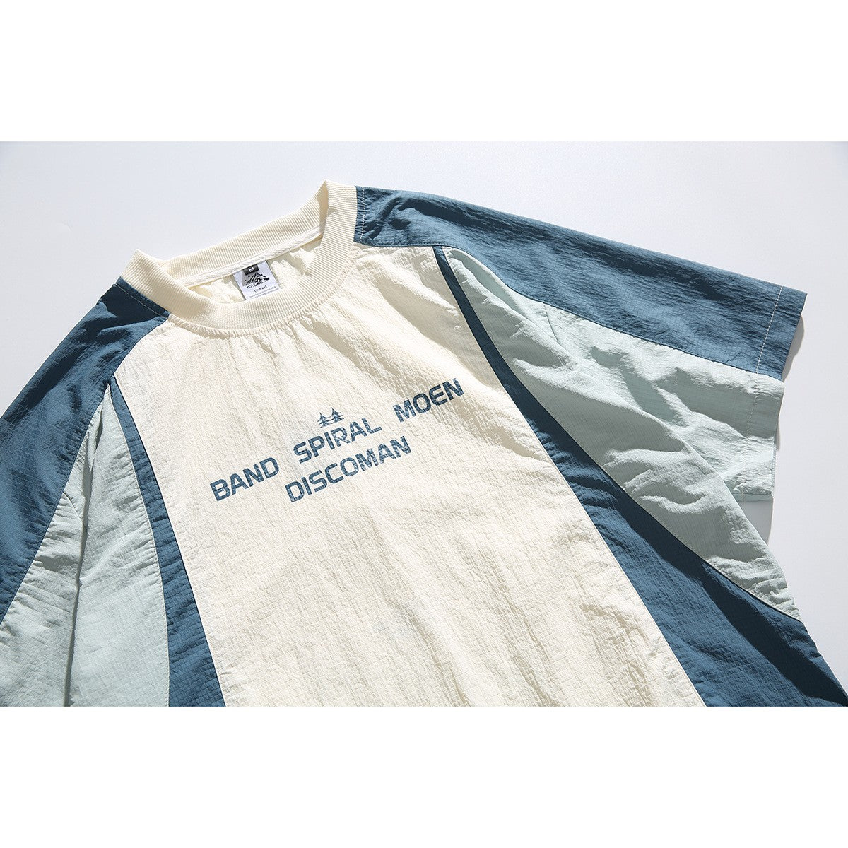 UNDREST アウトドア ルーズ Tシャツ DT39 着用画像 2