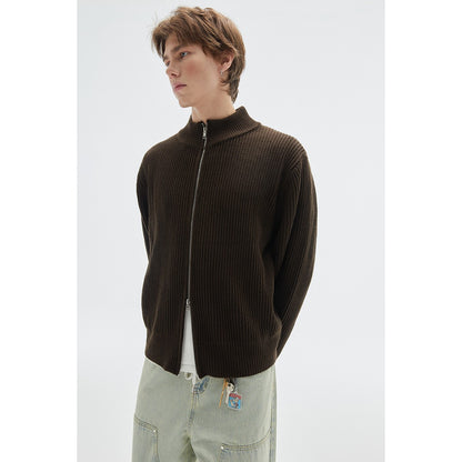 OUSWE レトロ ニットカーディガン 着用画像 3