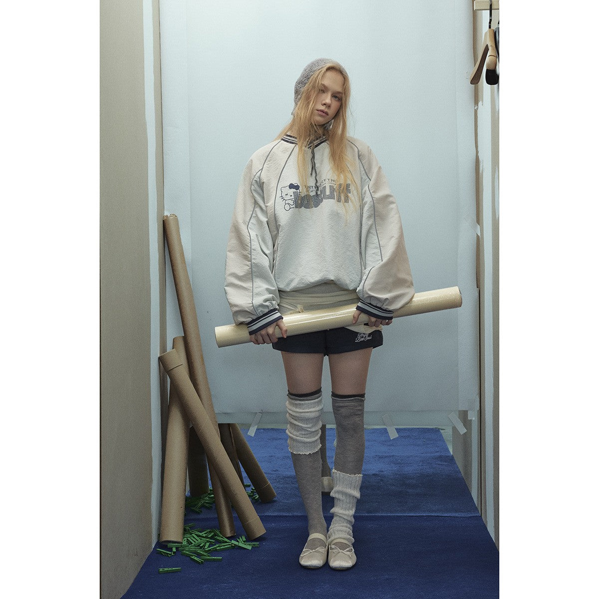 STAFFPICK美式青春校园风卡通印花宽松v领套头卫衣男女外套潮W237 2